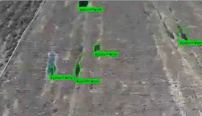 IA para drones en detección de aposamientos y desacoples en pilas de lixiviación